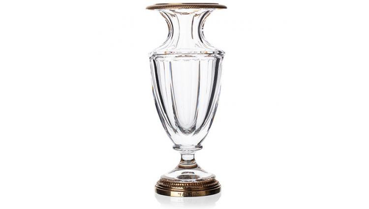 Crystal vase with gilding - content 