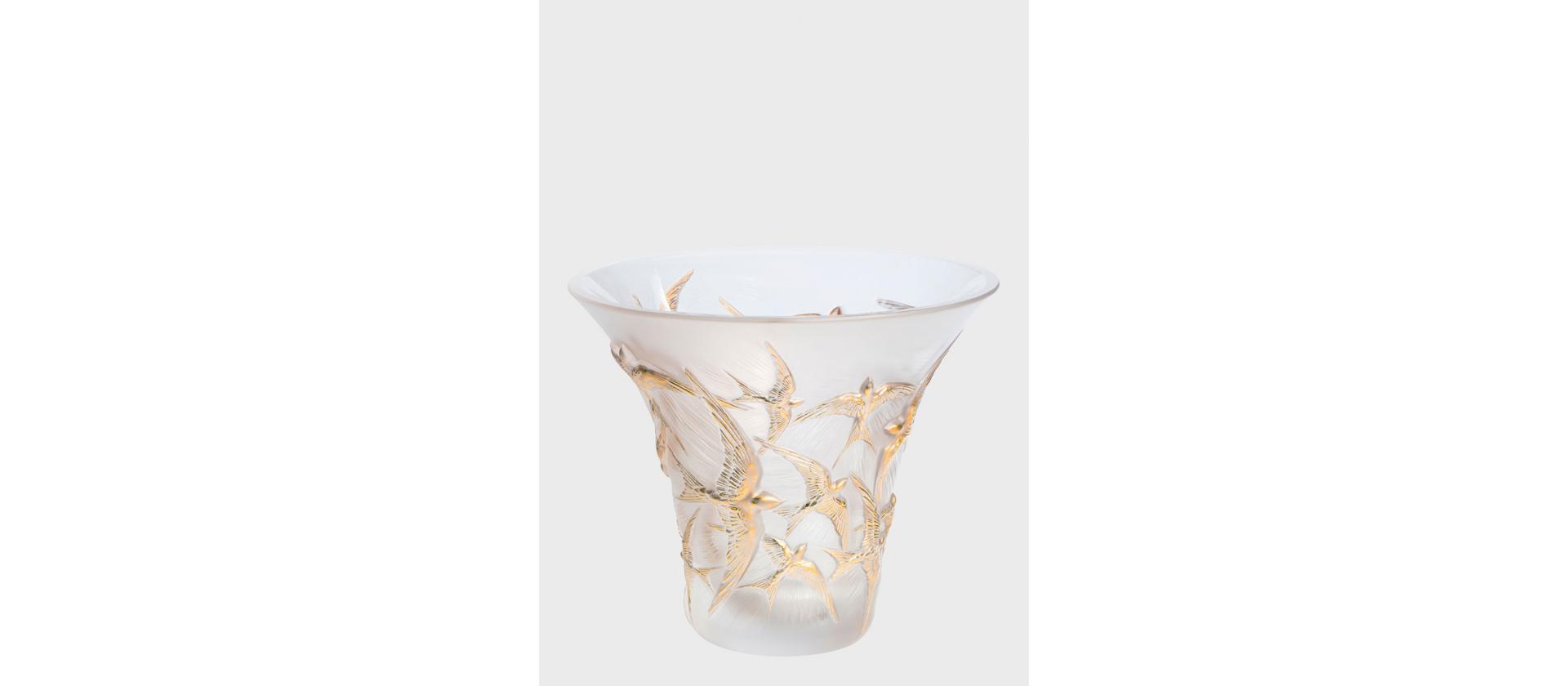 Lalique Hirondelles vase with swallows big